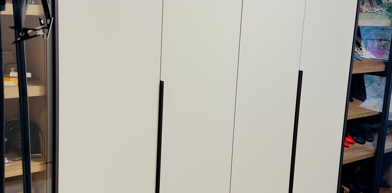 https://api-production-test.easy-serveur55.com/stored-photo/0ad55a64-7b0d-11e9-8606-0cc47a9452c2/_67da82030b5810_96654633[.jpeg]