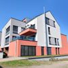 https://api-production-test.easy-serveur55.com/stored-photo/0ad55a64-7b0d-11e9-8606-0cc47a9452c2/_6855141a885ef4_06675283[.jpg]